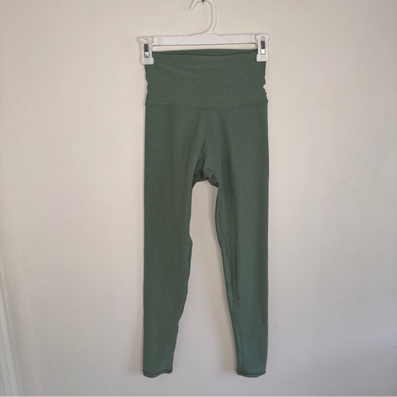 Barre3 Teal Marble Racerback Tank and Leggings SET - Picture 6 of 10